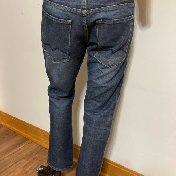 Juniors Dark Blue Paper Denim Jeans
Item# TSj12 - Picture 4 of 5